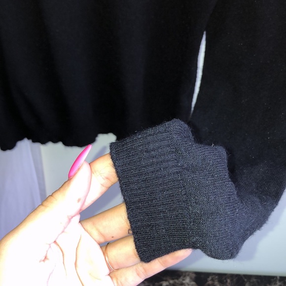 Don’t Ask Why Made in Italy Black Sweater - Picture 3 of 4